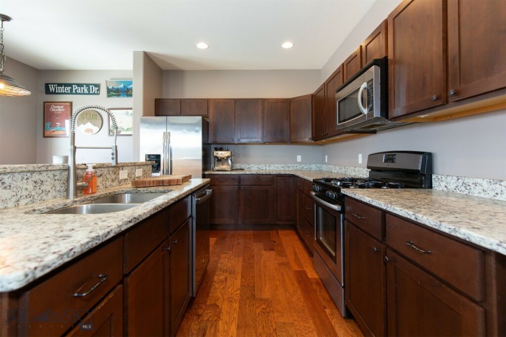 4418 Durston