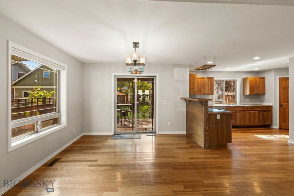 4442 Alexander Street