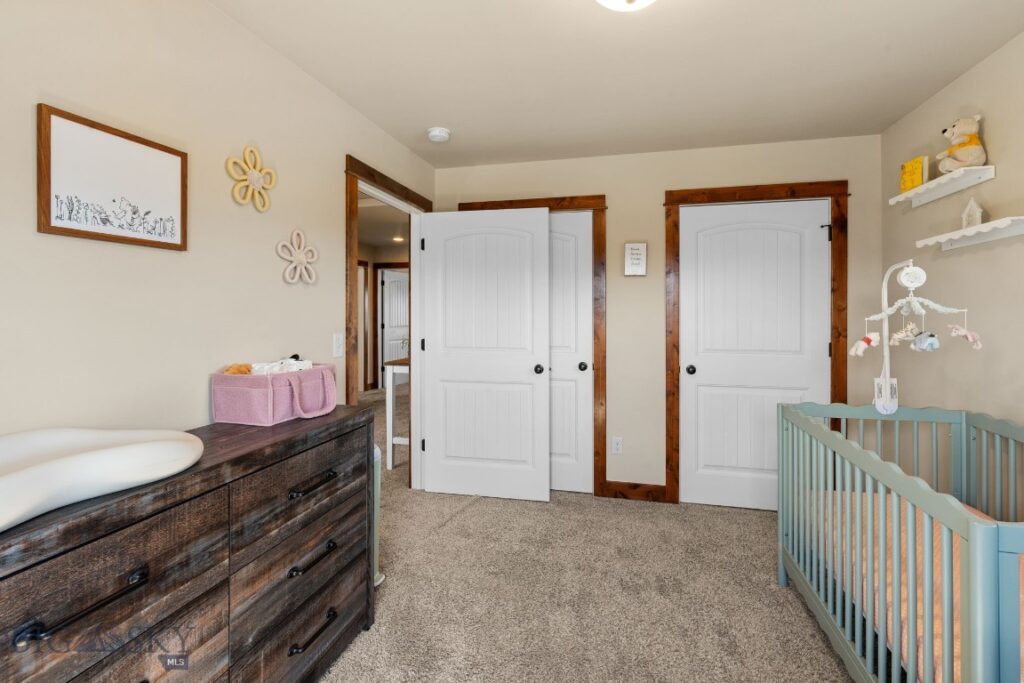 4455 Shadow Glen Drive