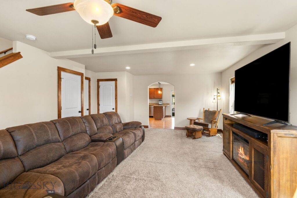 4455 Shadow Glen Drive