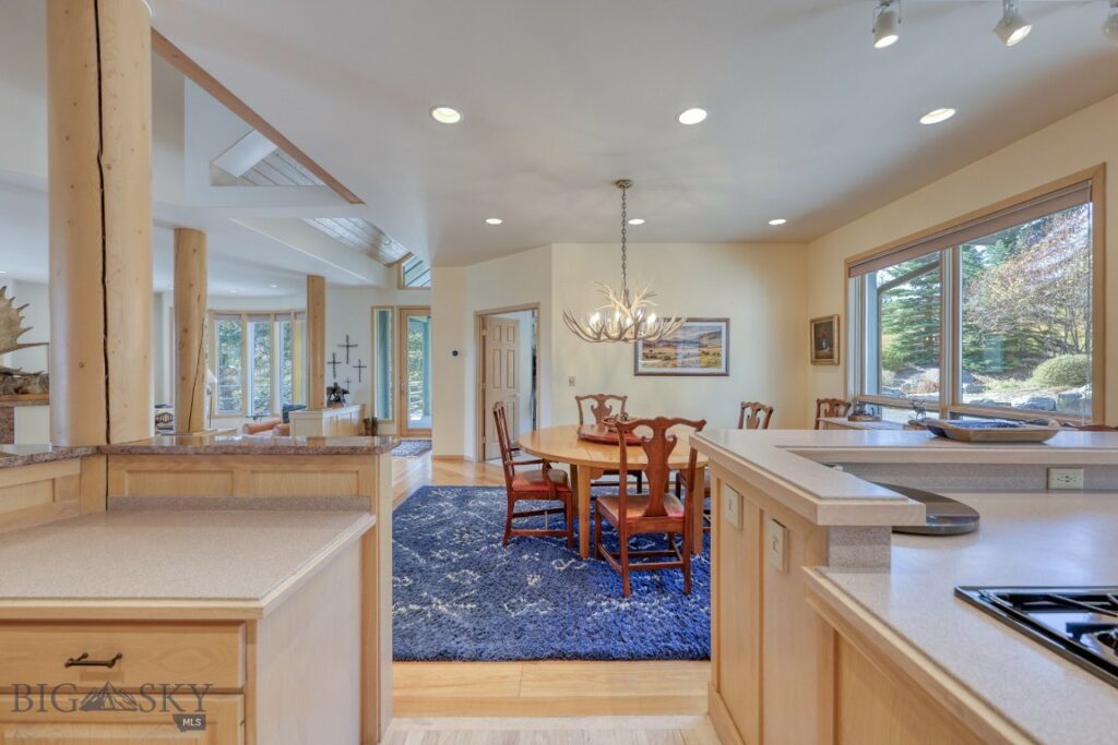 450 Crown Butte Road