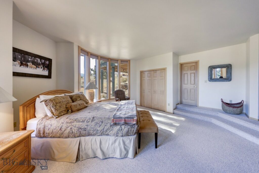 450 Crown Butte Road