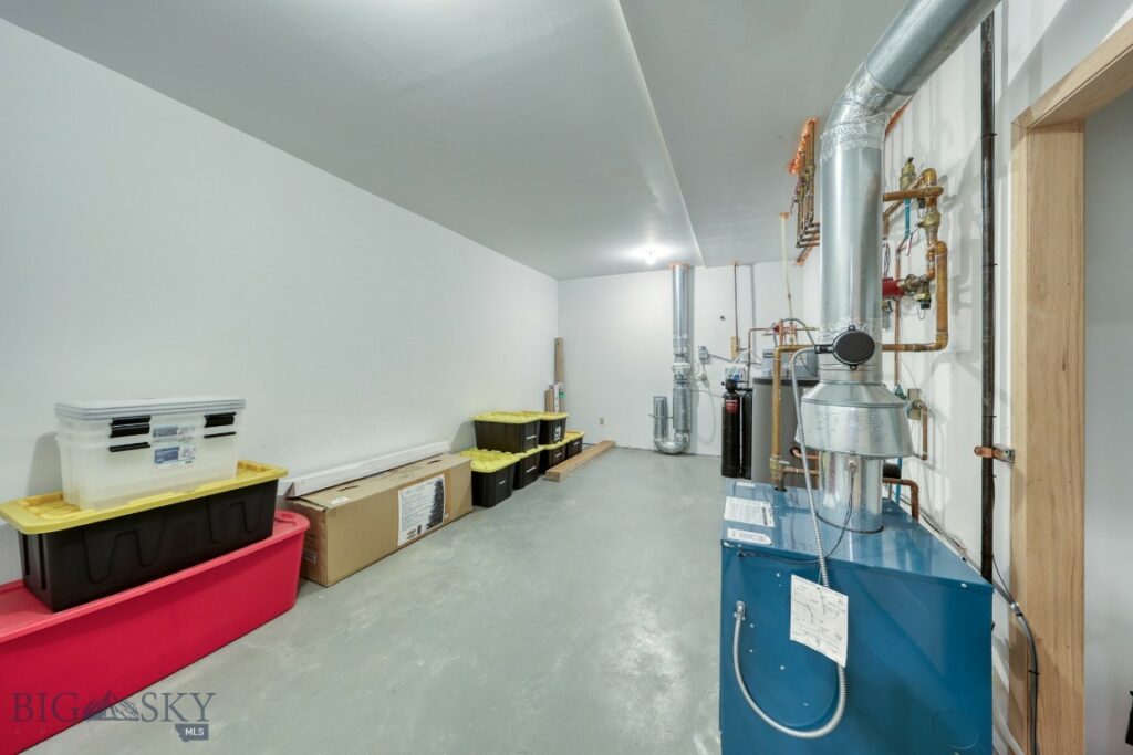 Big Sky MT 59716 - 23