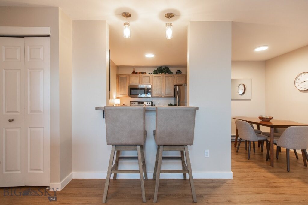 4689 Bembrick Street