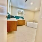 476 Enterprise Boulevard