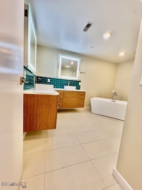 476 Enterprise Boulevard