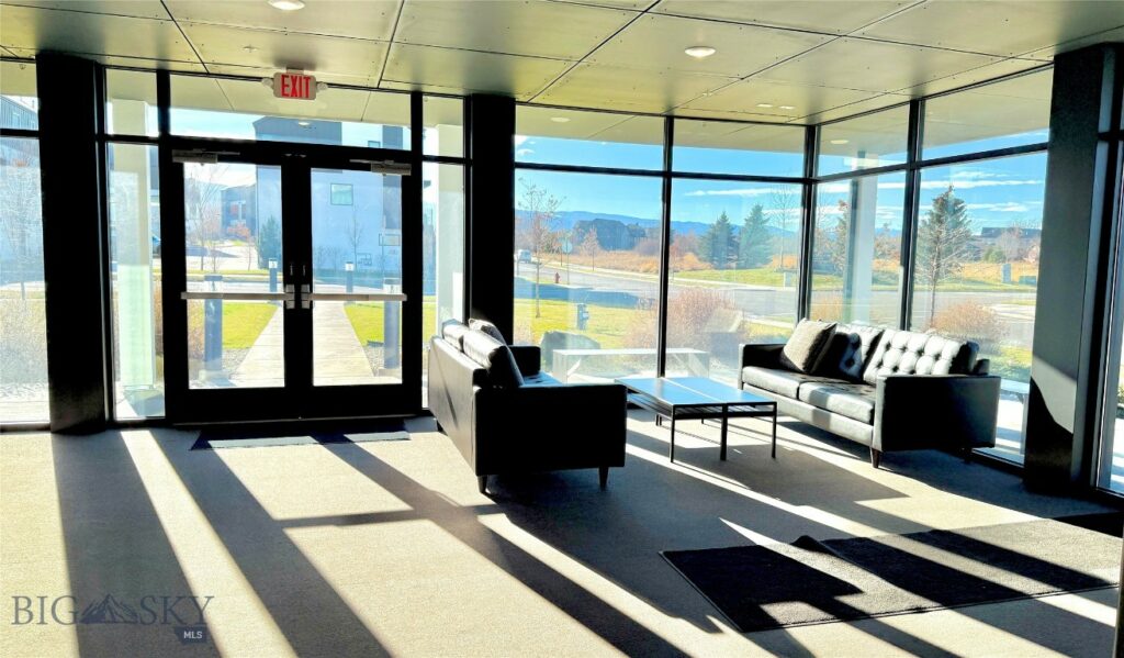 476 Enterprise Boulevard