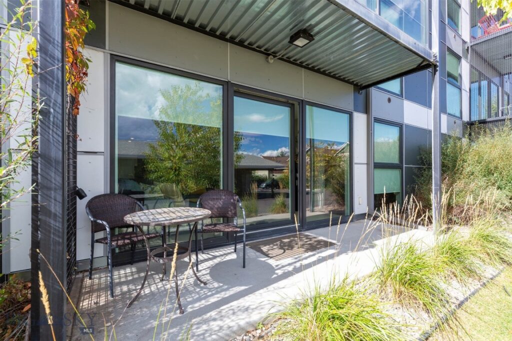 476 Enterprise Drive