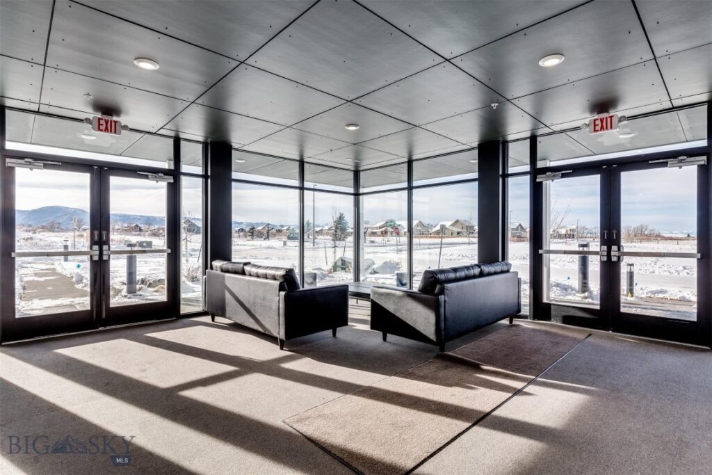 476 Enterprise Drive