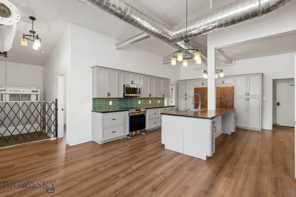 Big Sky MT 59716 - 12