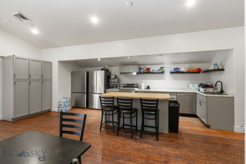 Big Sky MT 59716 - 17