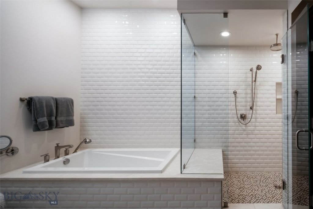 Big Sky MT 59716 - 7