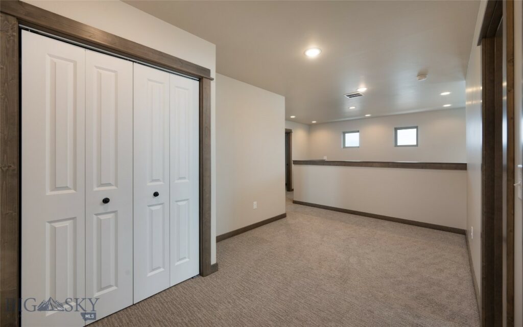 5 Canvasback Avenue