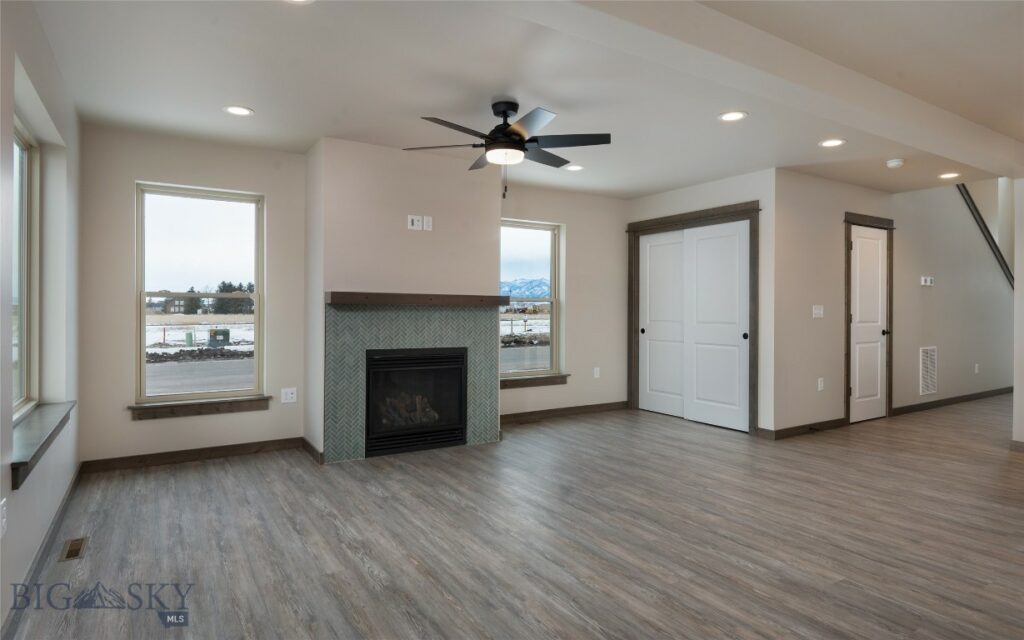 5 Canvasback Avenue