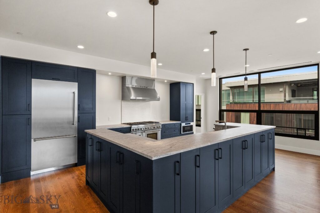 5 W Mendenhall Street