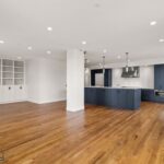 5 W Mendenhall Street