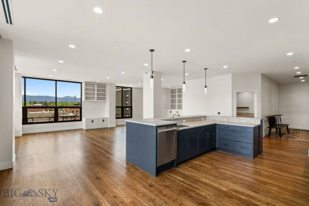 5 W Mendenhall Street