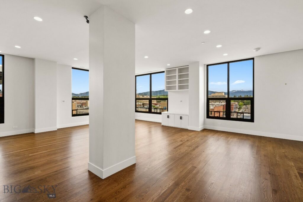 5 W Mendenhall Street