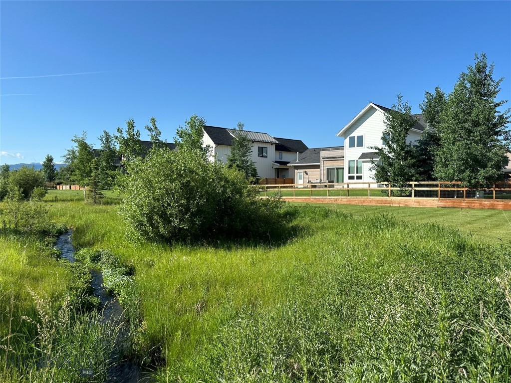 505 E Granite