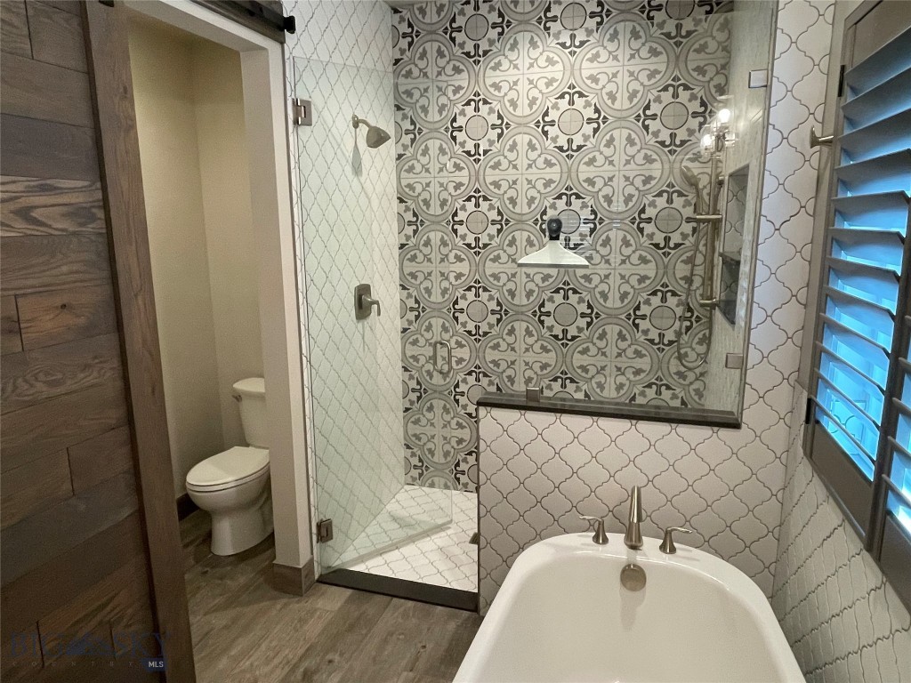 505 E Granite