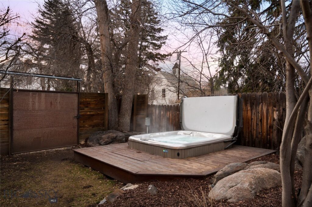 Bozeman MT 59715 - 18