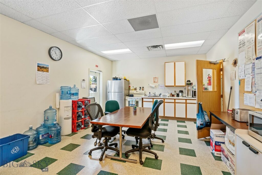 51/61 Evergreen Drive