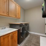 518 Clifden Drive
