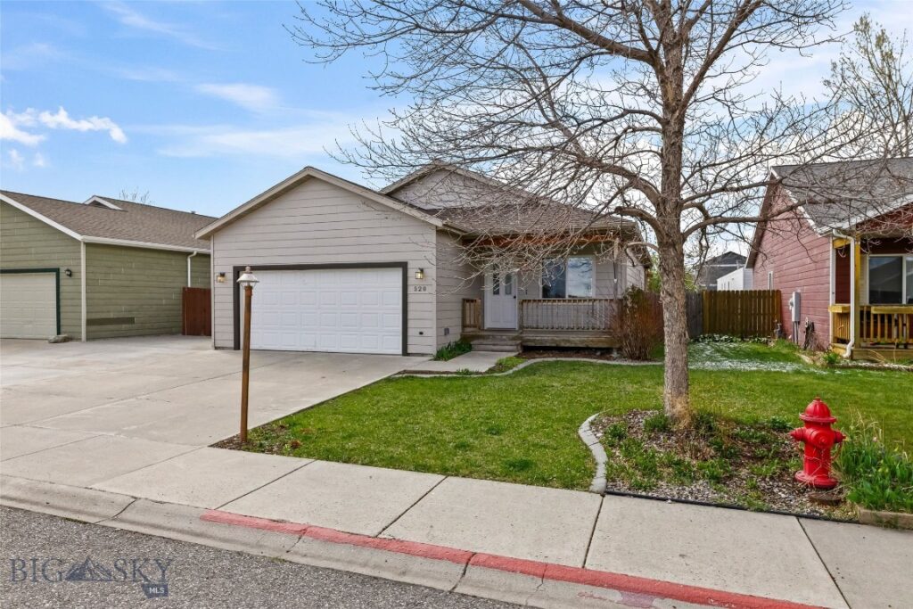 520 N River Rock Drive