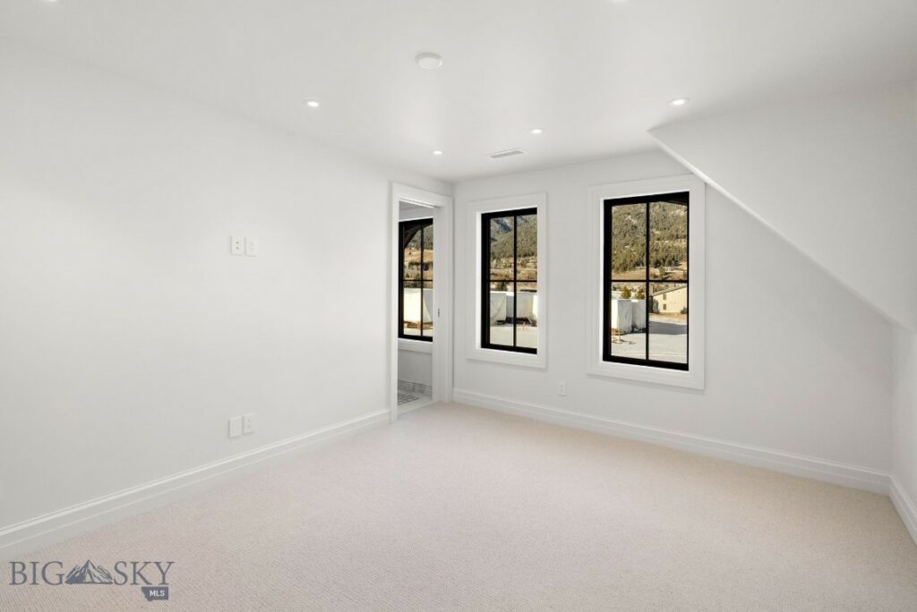 Big Sky MT 59716 - 19