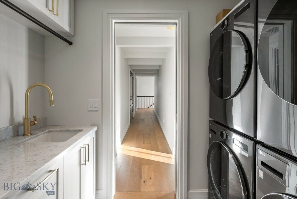 Big Sky MT 59716 - 25