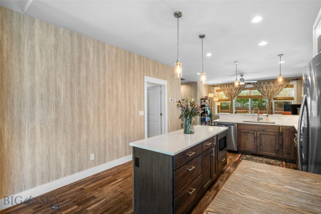 5422 Vahl Way