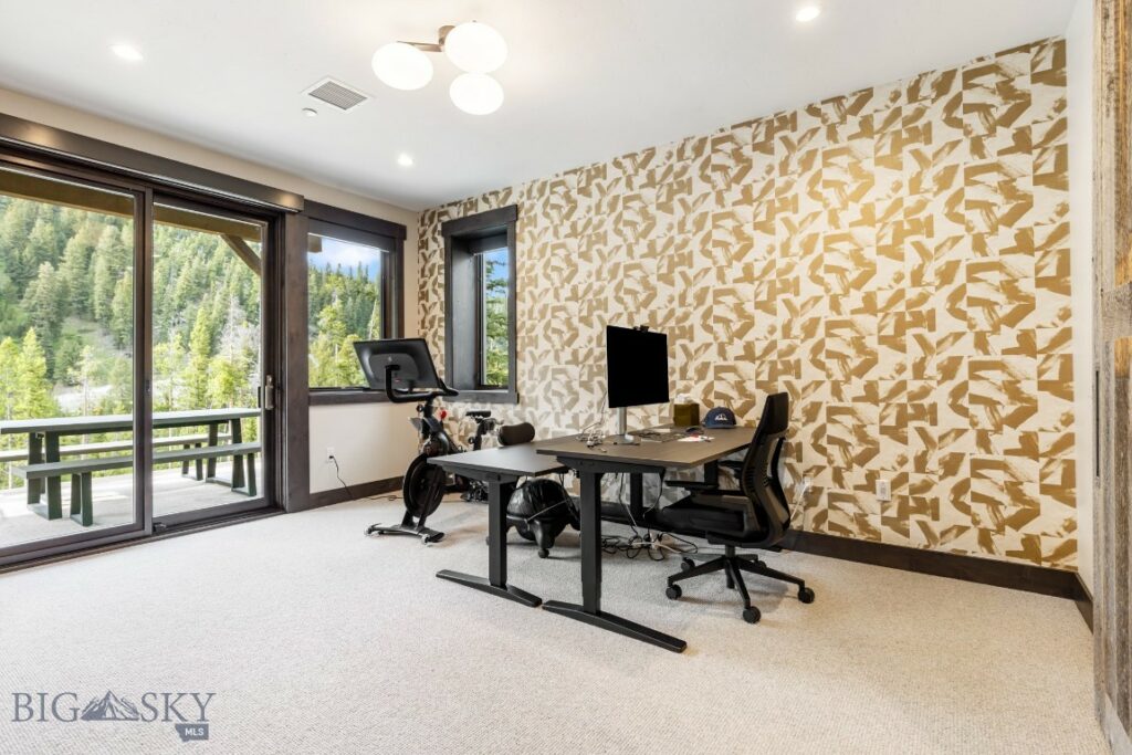 Big Sky MT 59716 - 18