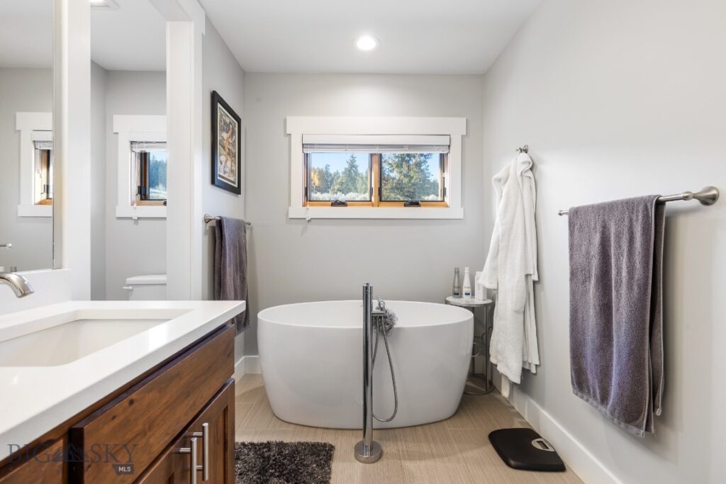 Big Sky MT 59716 - 8