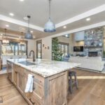 555 Glory Lane