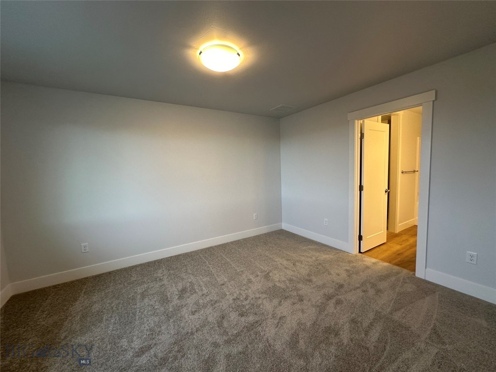 5611 Sandpiper