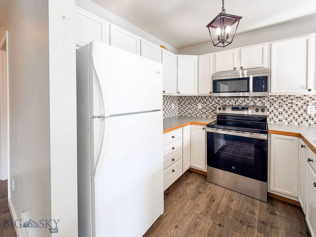 573 W Shore Drive