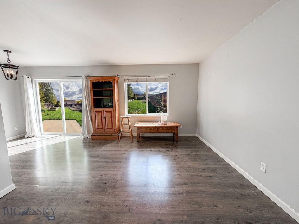 573 W Shore Drive