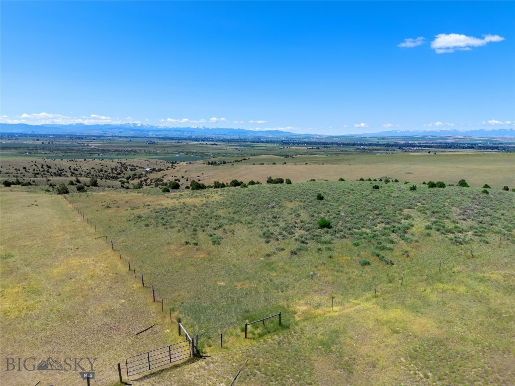 5835 Spaulding Bridge Road