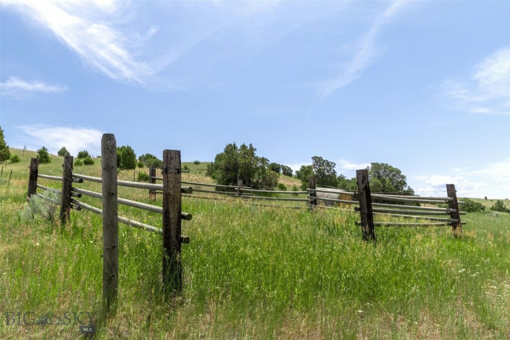 5835 Spaulding Bridge Road