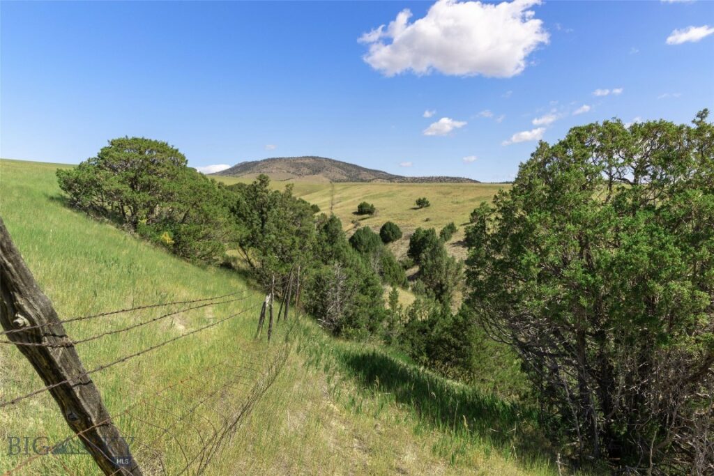 5835 Spaulding Bridge Road