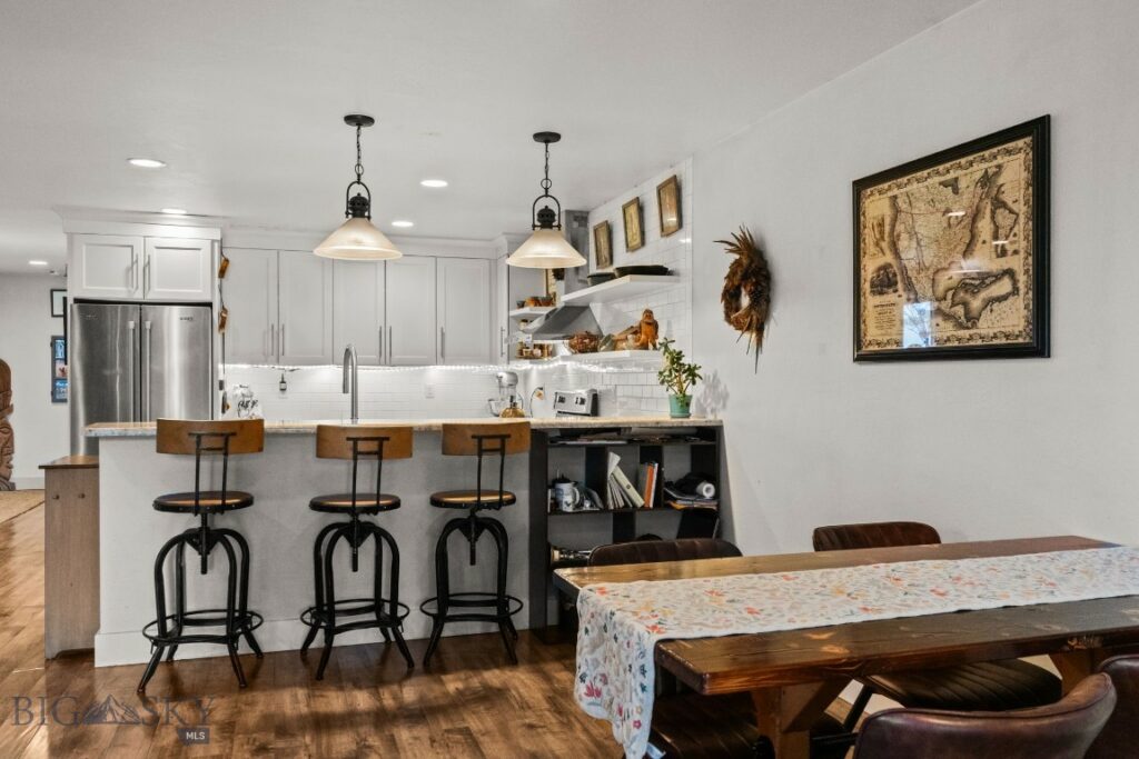 590 Middle Skunk Creek