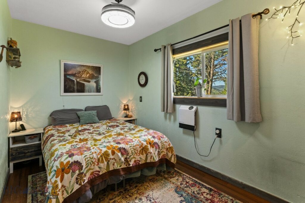 590 Middle Skunk Creek