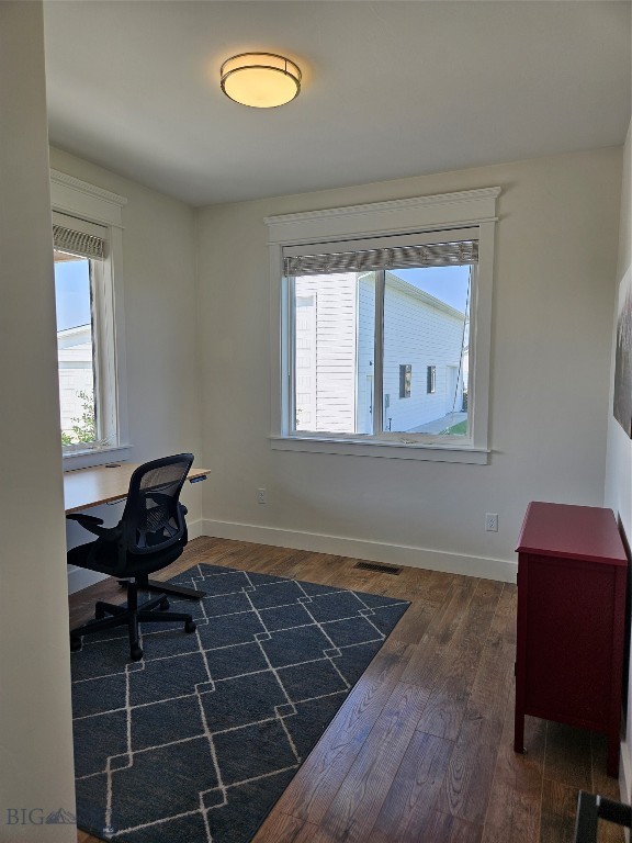 592 Stewart Loop