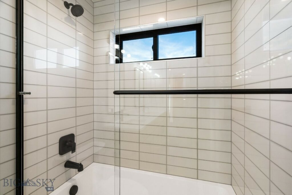 Bozeman MT 59718 - 18