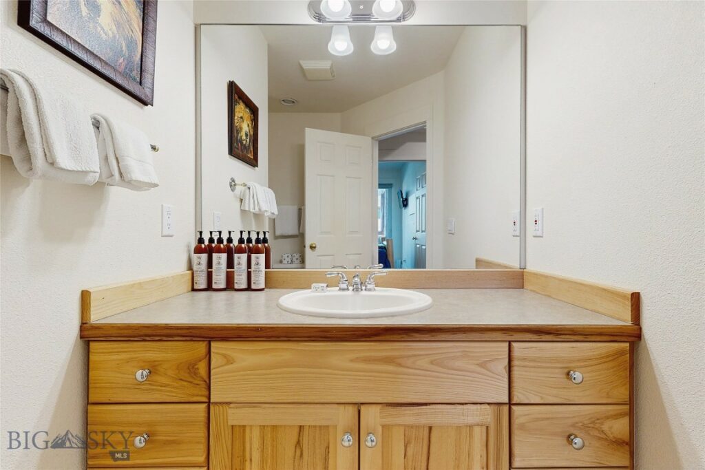 Big Sky MT 59716 - 11