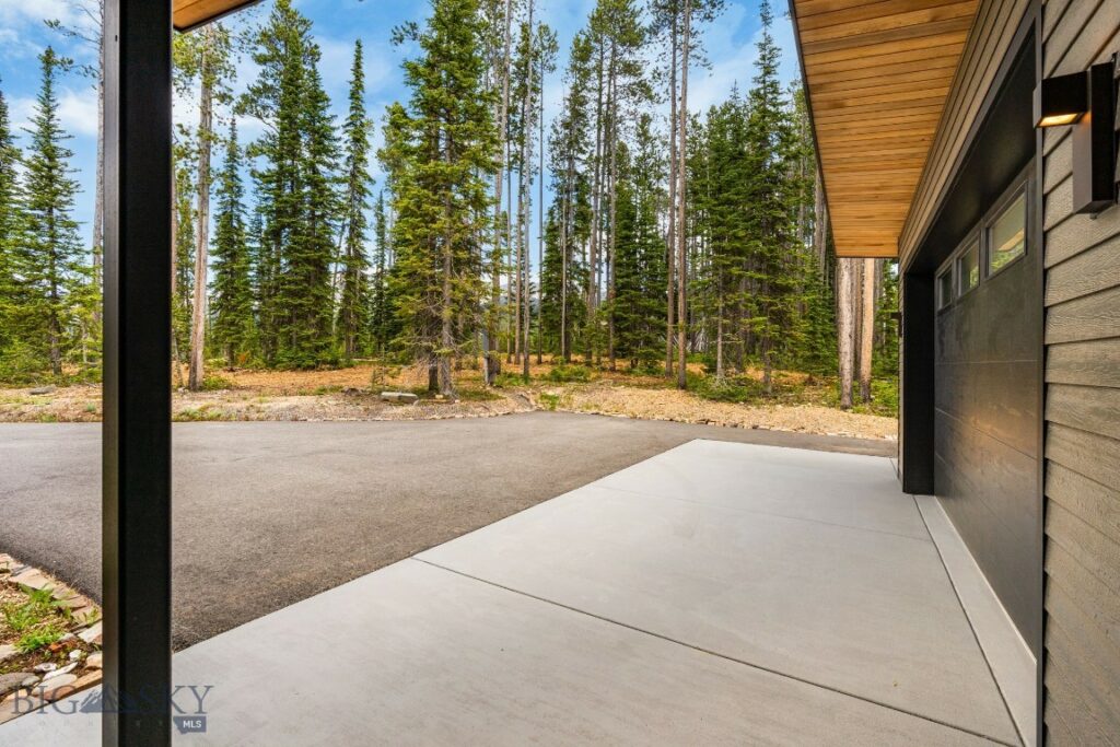 Big Sky MT 59716 - 22