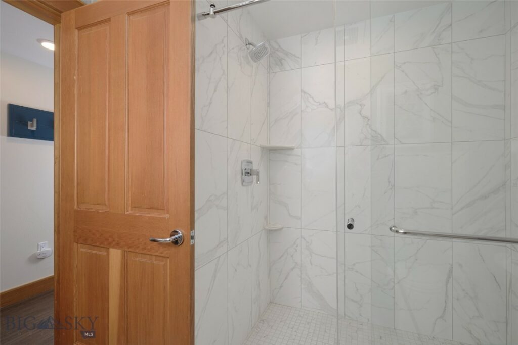 Big Sky MT 59716 - 19