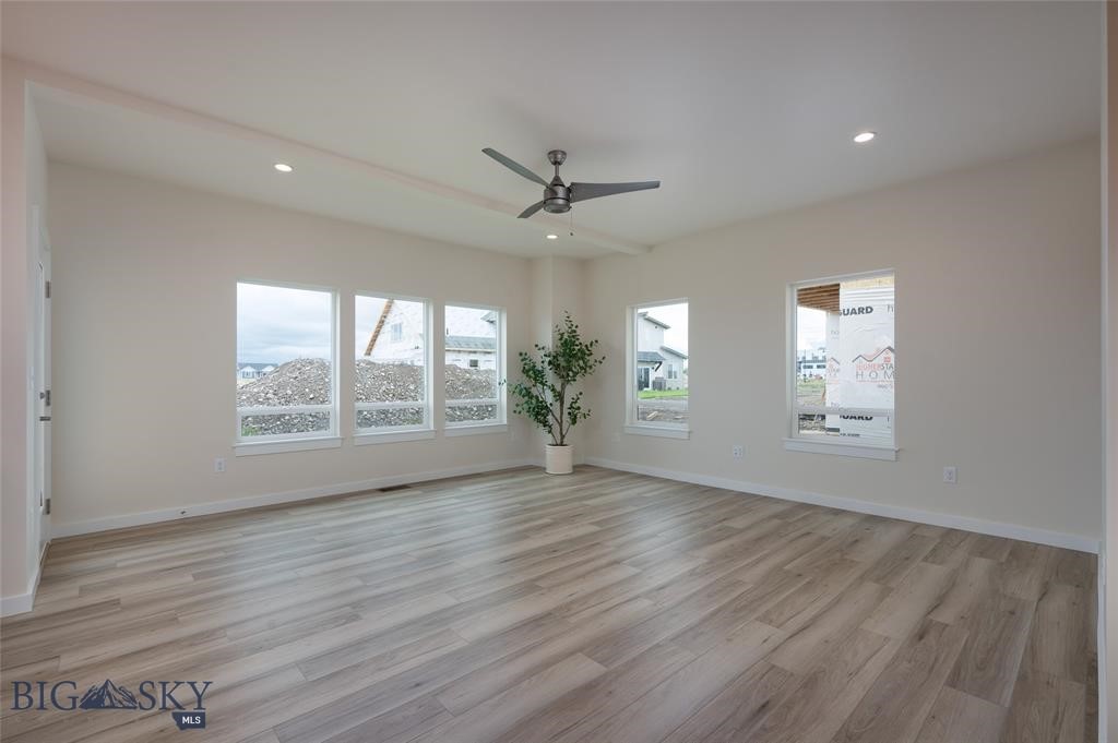 602 Mira Way