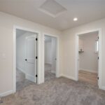 606 Companion Way