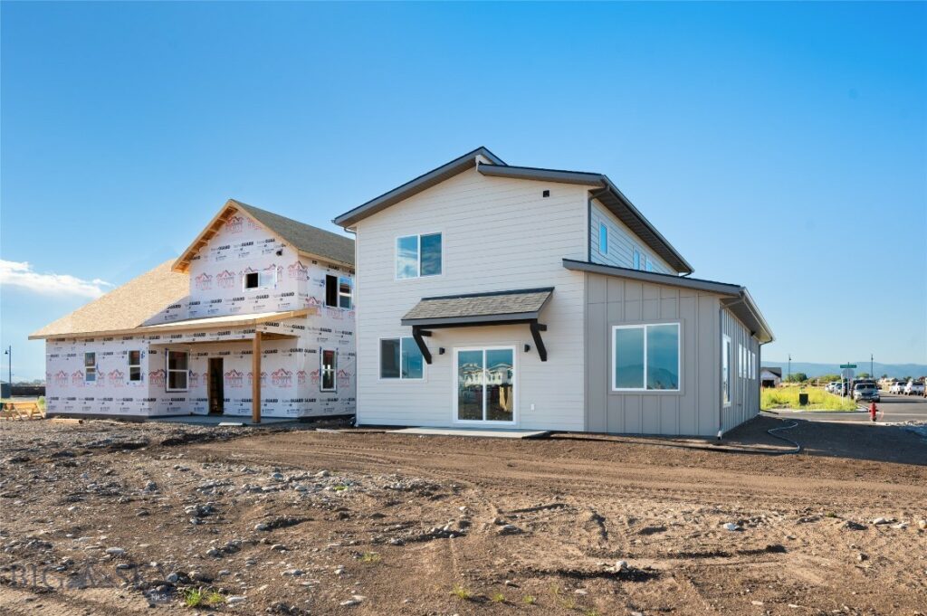 606 Companion Way